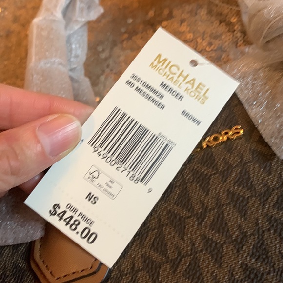 Michael Kors Mercer Medium Messenger Brown NEW - Picture 3 of 12